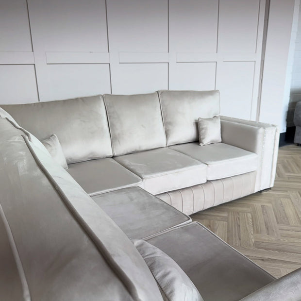 Layla Corner Sofa – Modern Velvet Sofa in Multiple Colours 