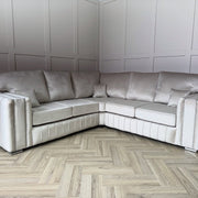 Layla Corner Sofa – Modern Velvet Sofa in Multiple Colours 