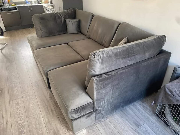 Carnaby Small U Shape Sofa with Footstool [ grey plush ] 